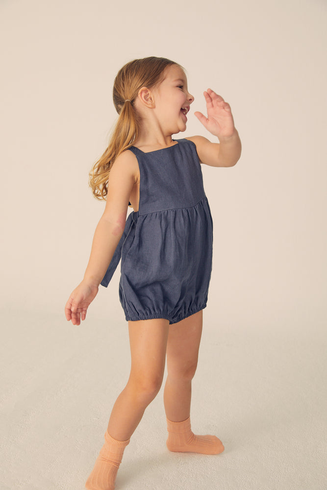 
            
                Load image into Gallery viewer, Bubble Linen Romper -Navy
            
        
